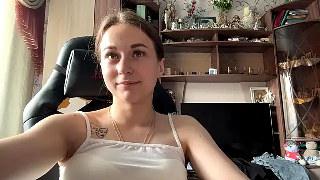 TaIliedGuest live cam on StripChat