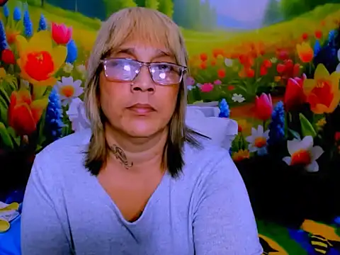 indianroxy webcam