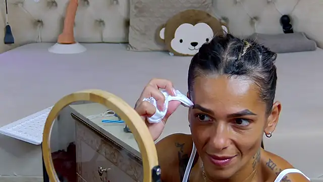 PlayfulShow webcam