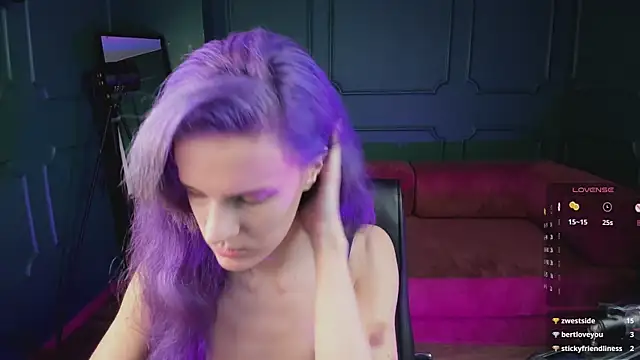 AuraLaunni webcam