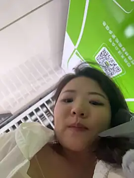 xiaoxiaocheng678 live cam on StripChat