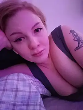 Katy_Brie webcam