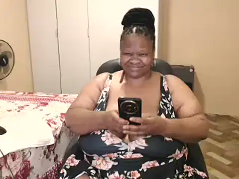 sweetnoziexx webcam