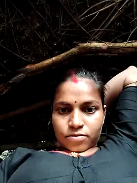 Gungun_thakur webcam
