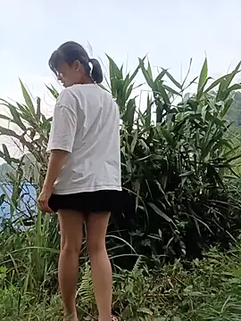 Linda-yiyi live cam preview