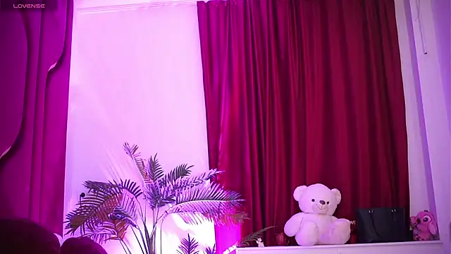 EvaRoseyy webcam