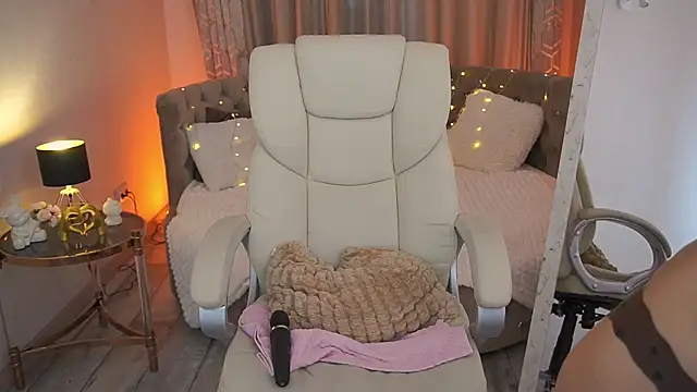 CozyMell webcam
