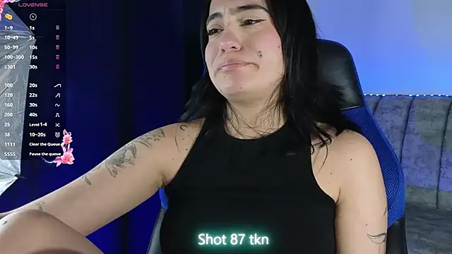 ZaraDames_ webcam