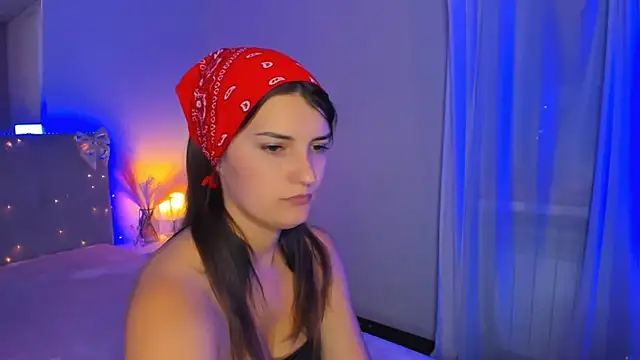 Laura_Leee webcam