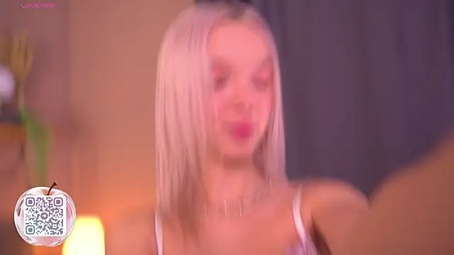 TastyTiffy live cam preview