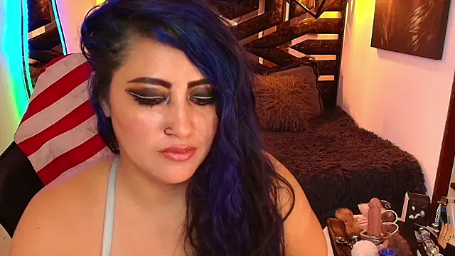 scarleth_blue webcam