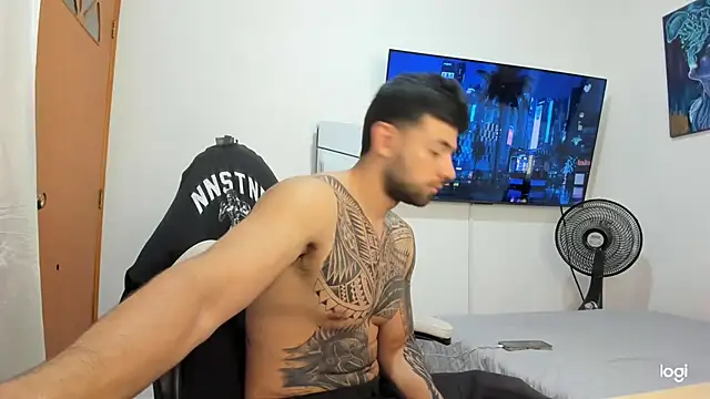 jackpit7 live cam on StripChat