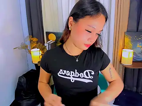 Sweet_Bhella webcam