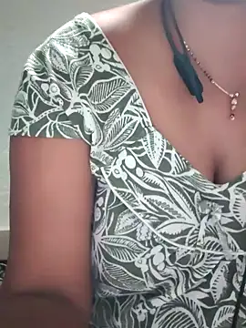 Alina-khan webcam