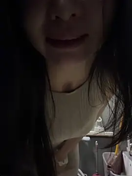 Bella_168 live cam preview