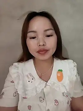 Mina_xYx webcam