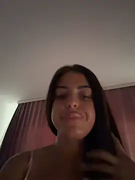OlyviaDelight live cam preview
