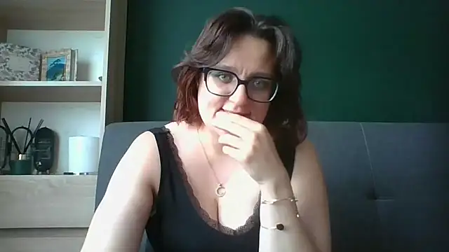 sensual_paris webcam