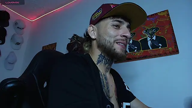 Drako_liveshow live cam on StripChat