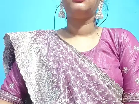 Adhiti_1 live cam preview