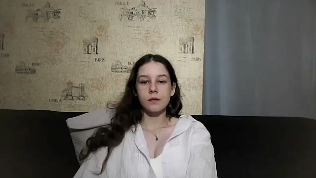 ElinoreHuxman webcam