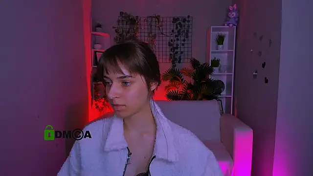 elodie_crystal webcam