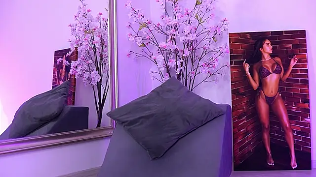VanessaSimon webcam