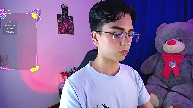 OwenBluee webcam