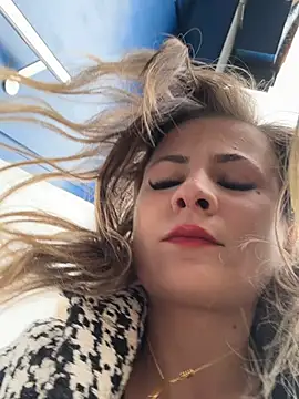 IsabellaEtha webcam
