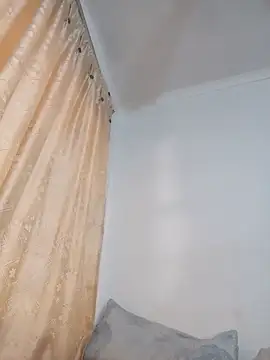 CreamyCupCake_96 webcam