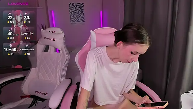 AnnaOddy webcam