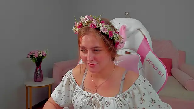 EllaBells webcam