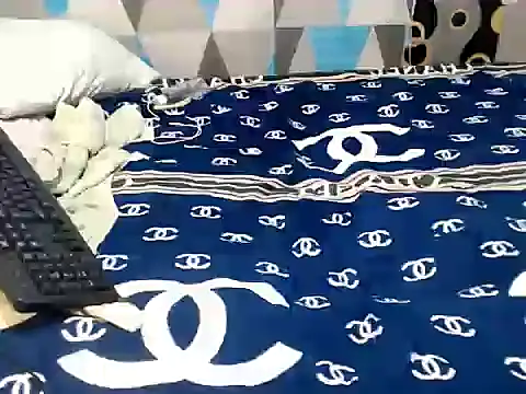 Trish_CurveCock webcam