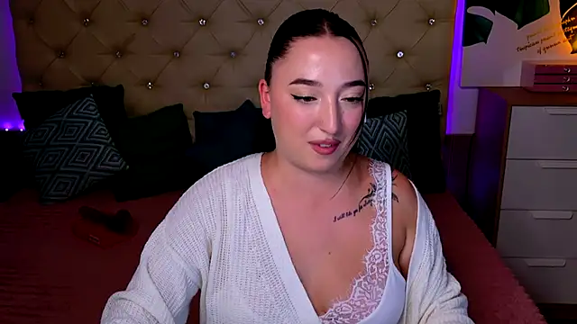 AVA_MAXIMUS webcam