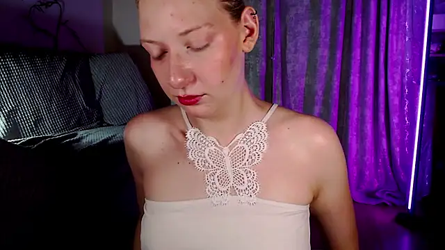 earn_my_lilly webcam