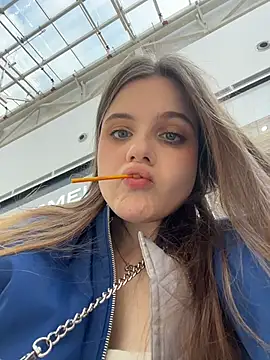 Lunabelle_ webcam