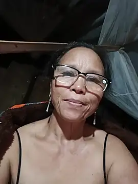 MissYourLove live cam on StripChat