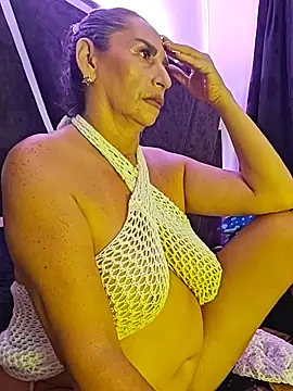 Lossexycacha live cam on StripChat