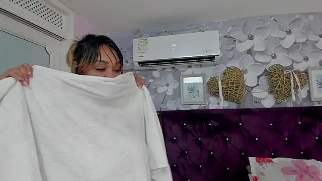 dalila_salazar webcam
