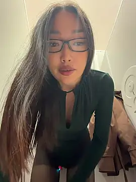 trytomakememoam webcam