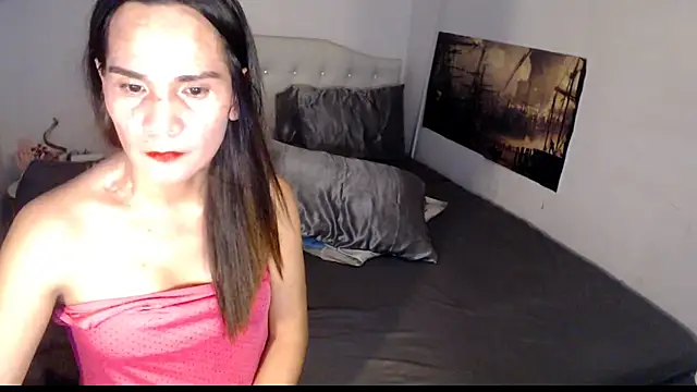NinaDOM4CUM webcam