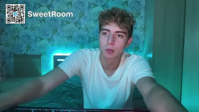 AlfredSweet webcam