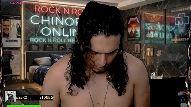 chino_roz live cam on StripChat