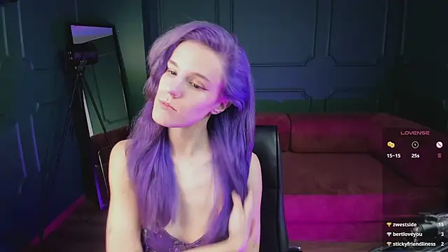 AuraLaunni webcam