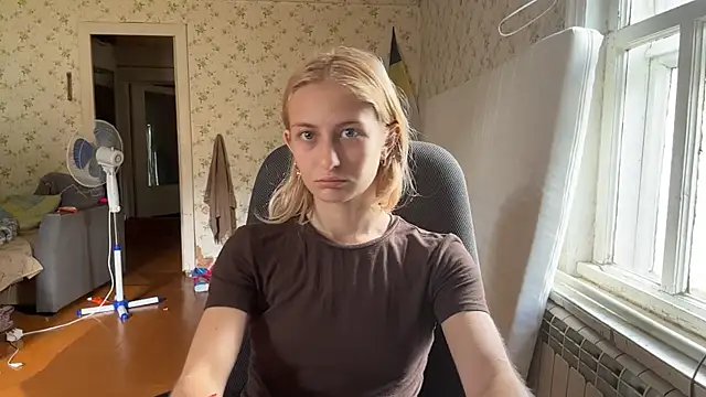 LisaBam webcam
