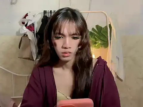 Leijona_Milker webcam