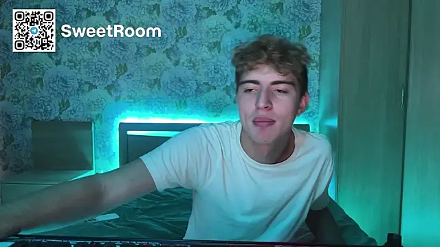 AlfredSweet webcam