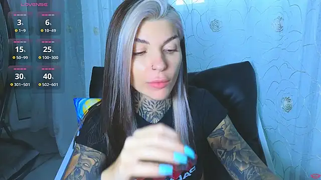tattooedBabyy webcam
