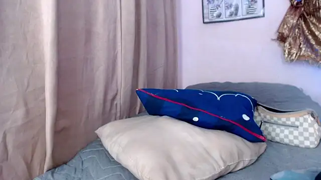 NathalieMea webcam