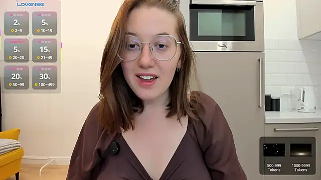 Charmy_Gracy webcam
